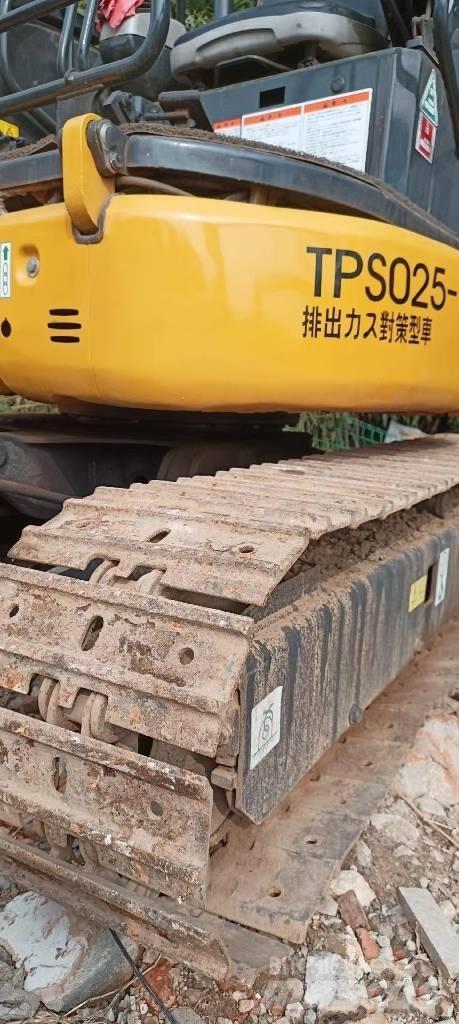 Komatsu PC35 Minikoparki