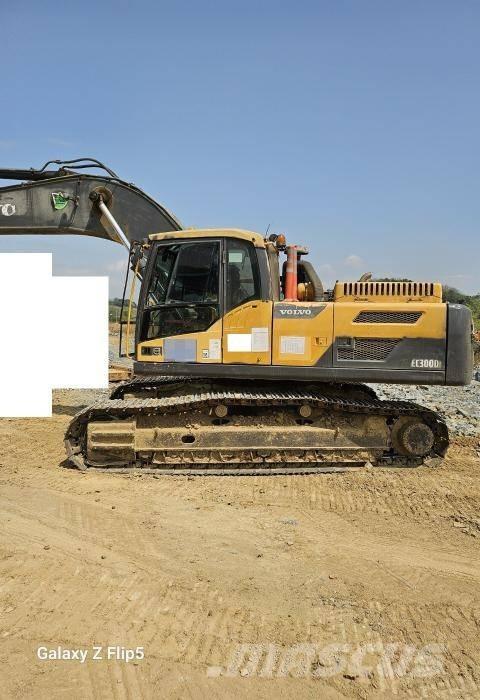 Volvo EC 300 D Koparki gąsienicowe