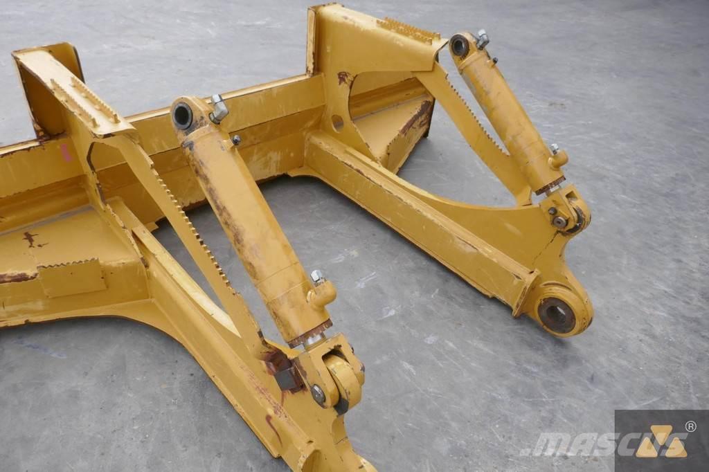 CAT Skidder blade Lemiesze