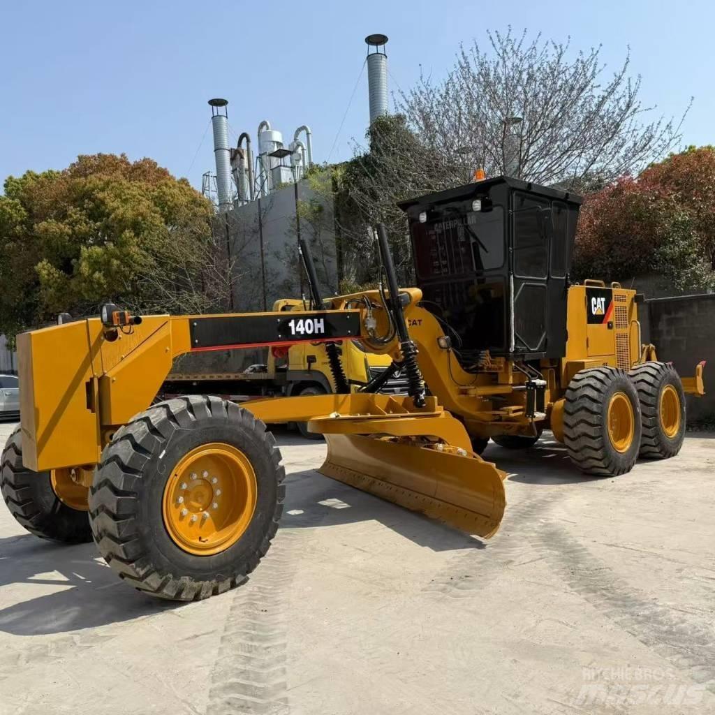 CAT 140 H Równiarki