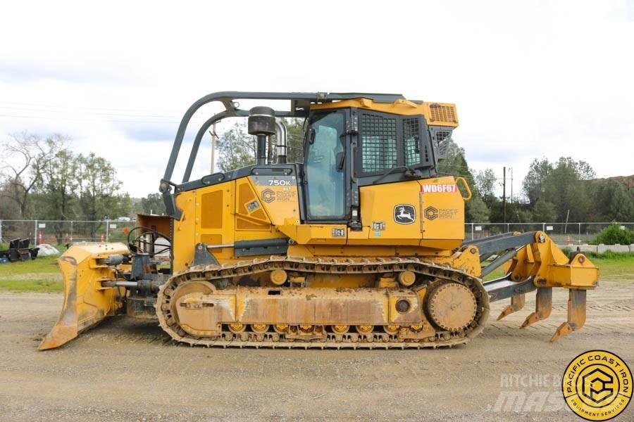 DEERE 750K XLT Spycharki gąsienicowe