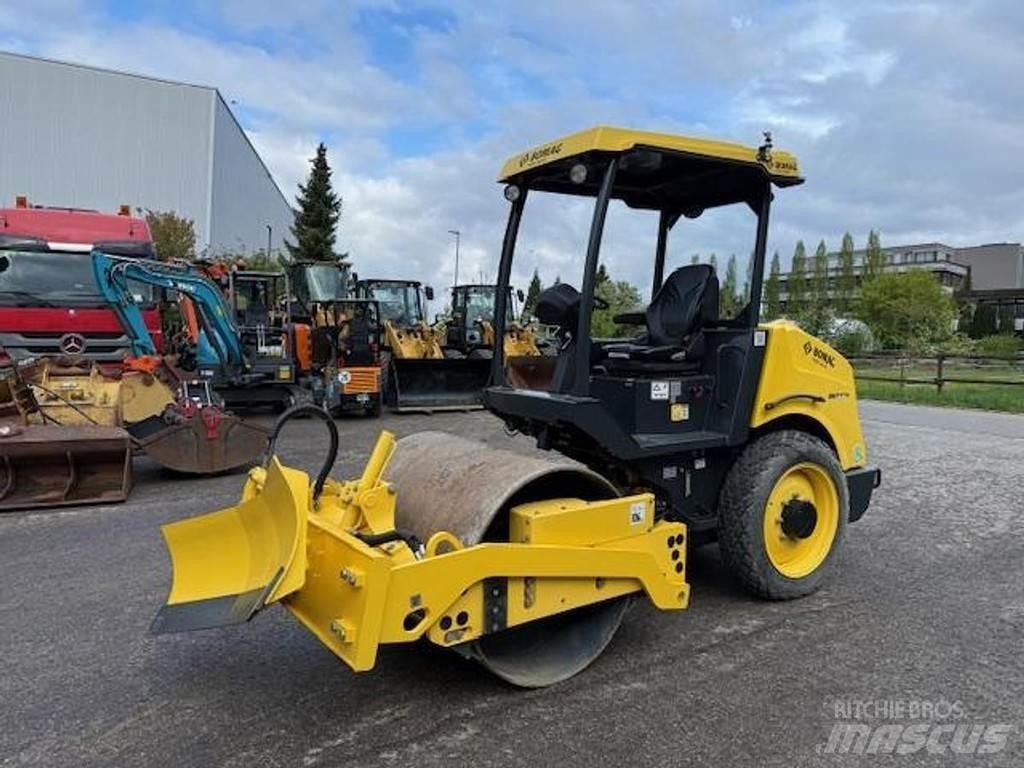 Bomag 124 DH-5 Walce jednobębnowe