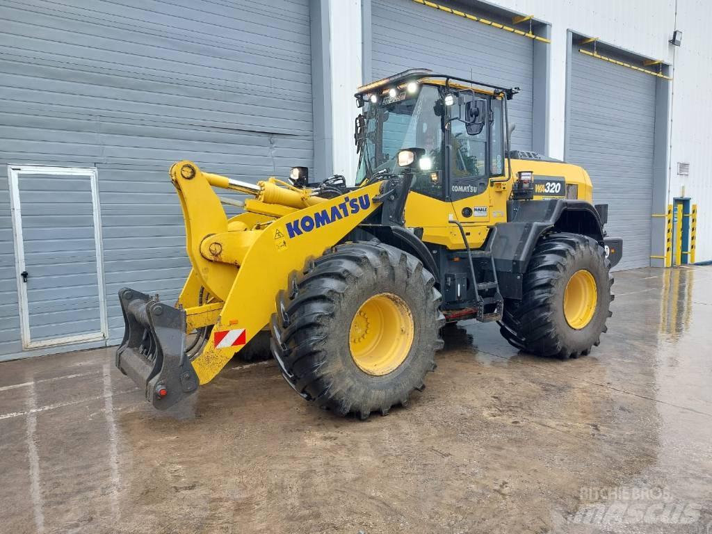 Komatsu WA320-8 Ładowarki kołowe