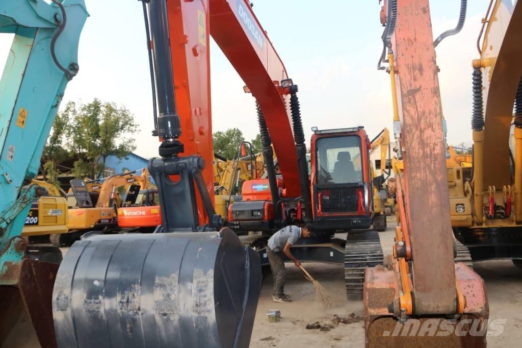 Doosan dx225 Koparki gąsienicowe
