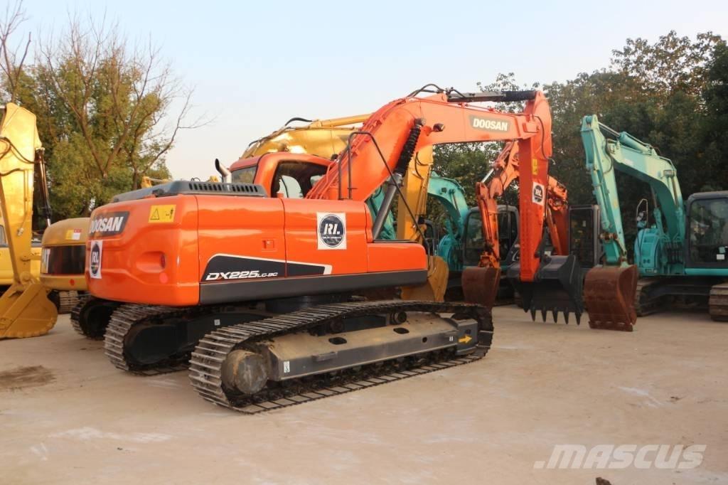 Doosan dx225 Koparki gąsienicowe
