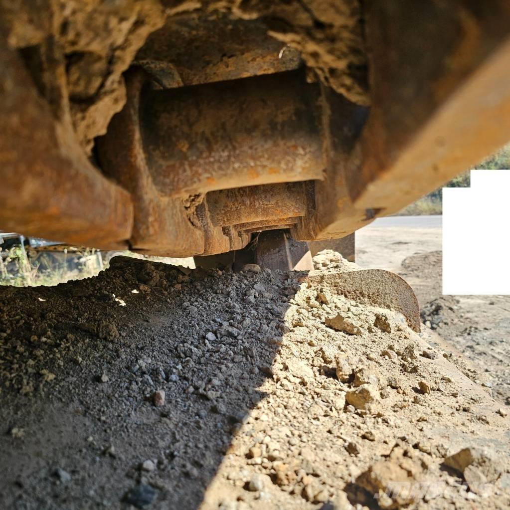 Hyundai Robex 300 LC Koparki gąsienicowe