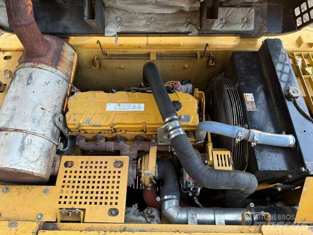 CAT 330CL Koparki gąsienicowe
