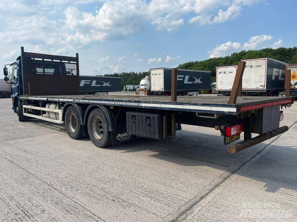 DAF CF330 Ciężarówki typu Platforma / Skrzynia