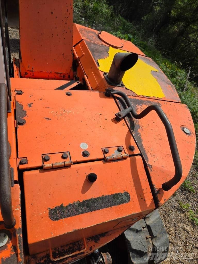 Hitachi EX 60 URG Minikoparki