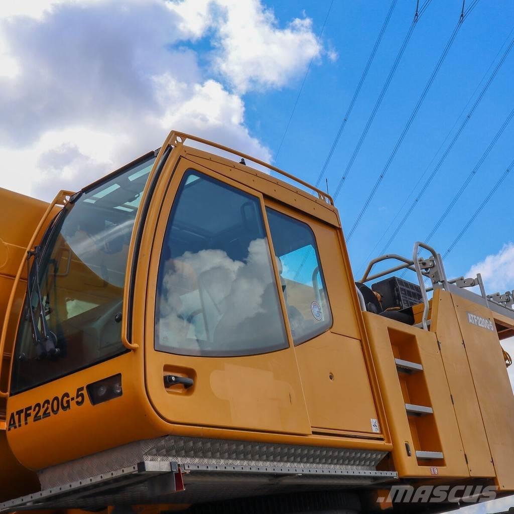 Tadano ATF 220G-5 Żurawie szosowo-terenowe