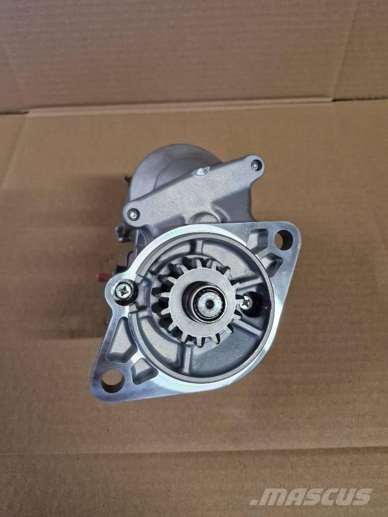 Hitachi ZX 26 U-5 Silniki