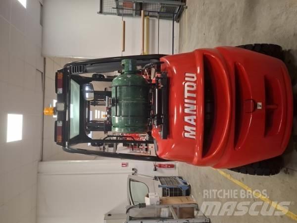 Manitou MI25G Wózki widłowe terenowe