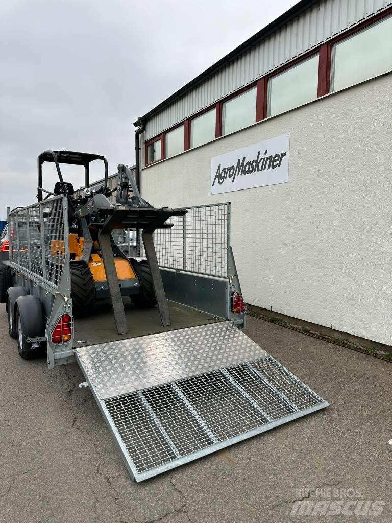 GiANT G1100 Ładowarki wielofunkcyjne
