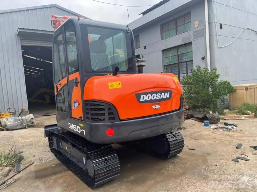 Doosan DH 60-7 Minikoparki