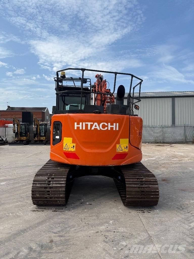 Hitachi ZX 135 US-6 Koparki gąsienicowe
