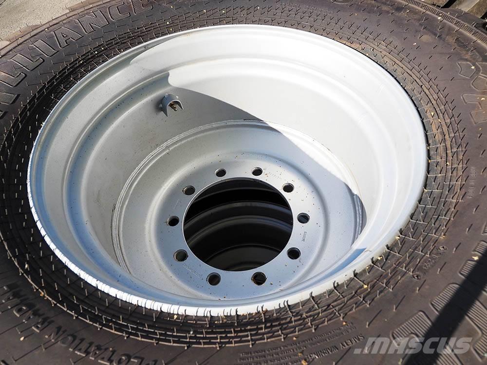 Alliance 885 Opony, koła i felgi