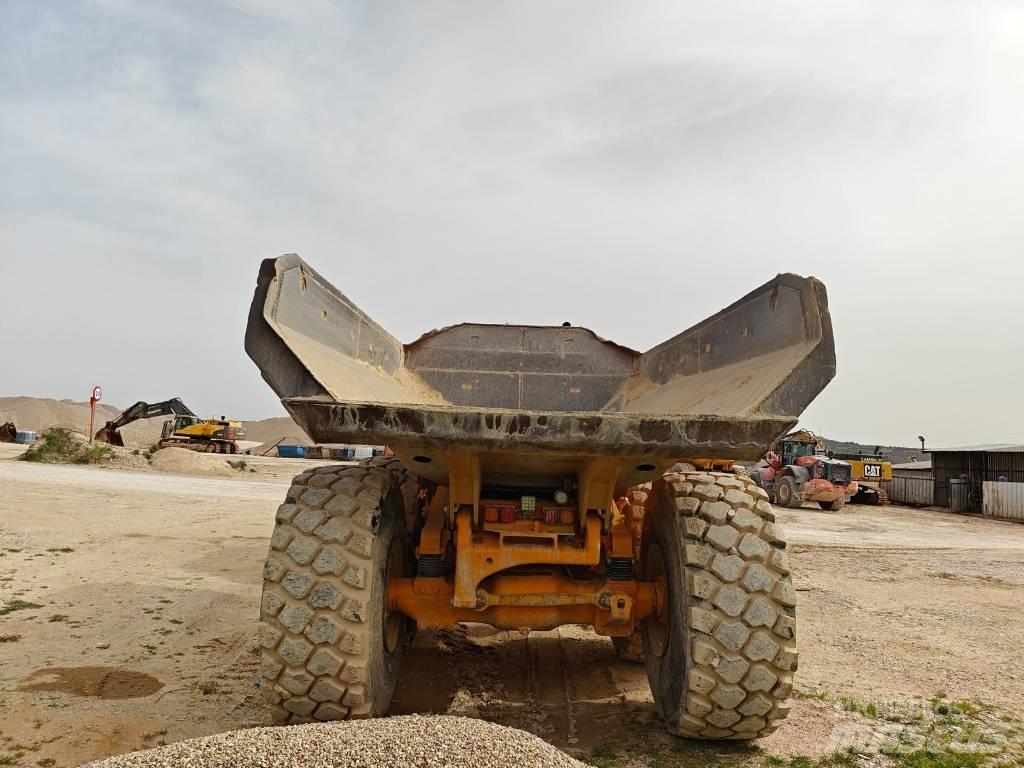 CAT 740B Wozidła przegubowe