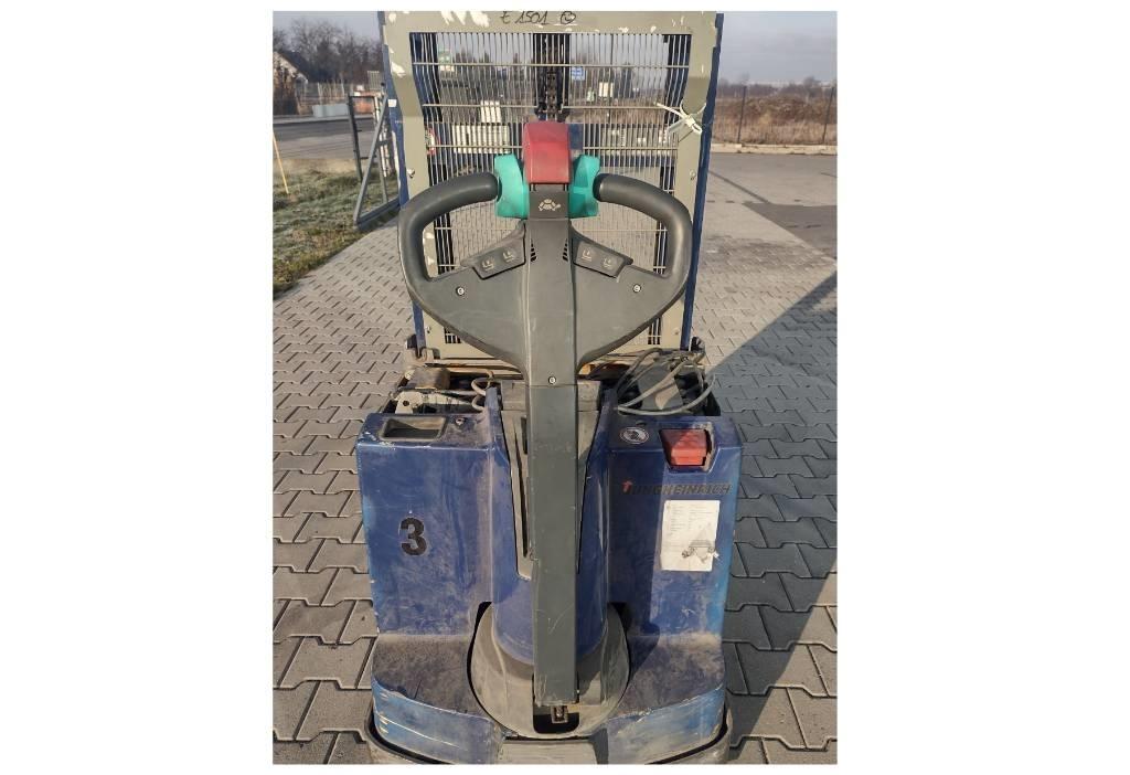 Jungheinrich EJD 220 Wózki widłowe unoszące z dyszlem