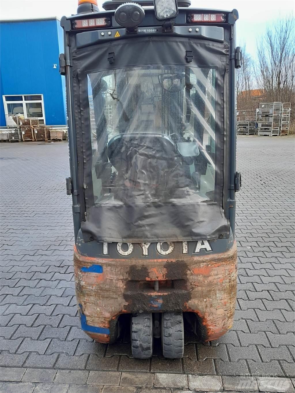 Toyota 8FBE20T Wózki elektryczne