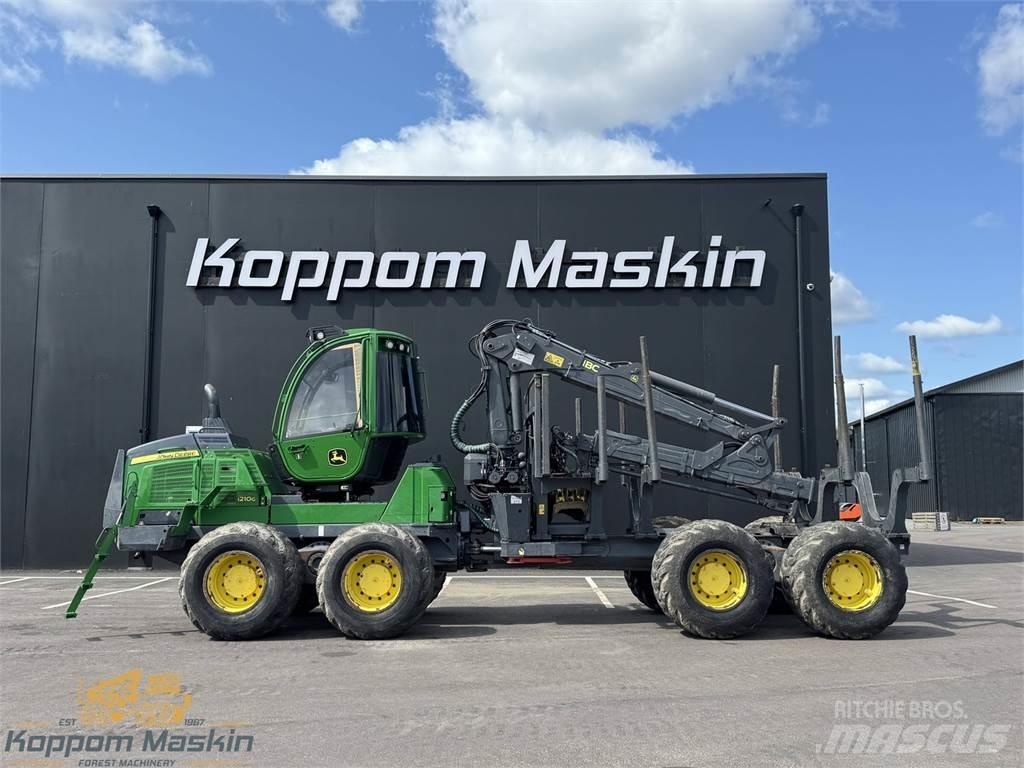 John Deere 1210G Forwardery