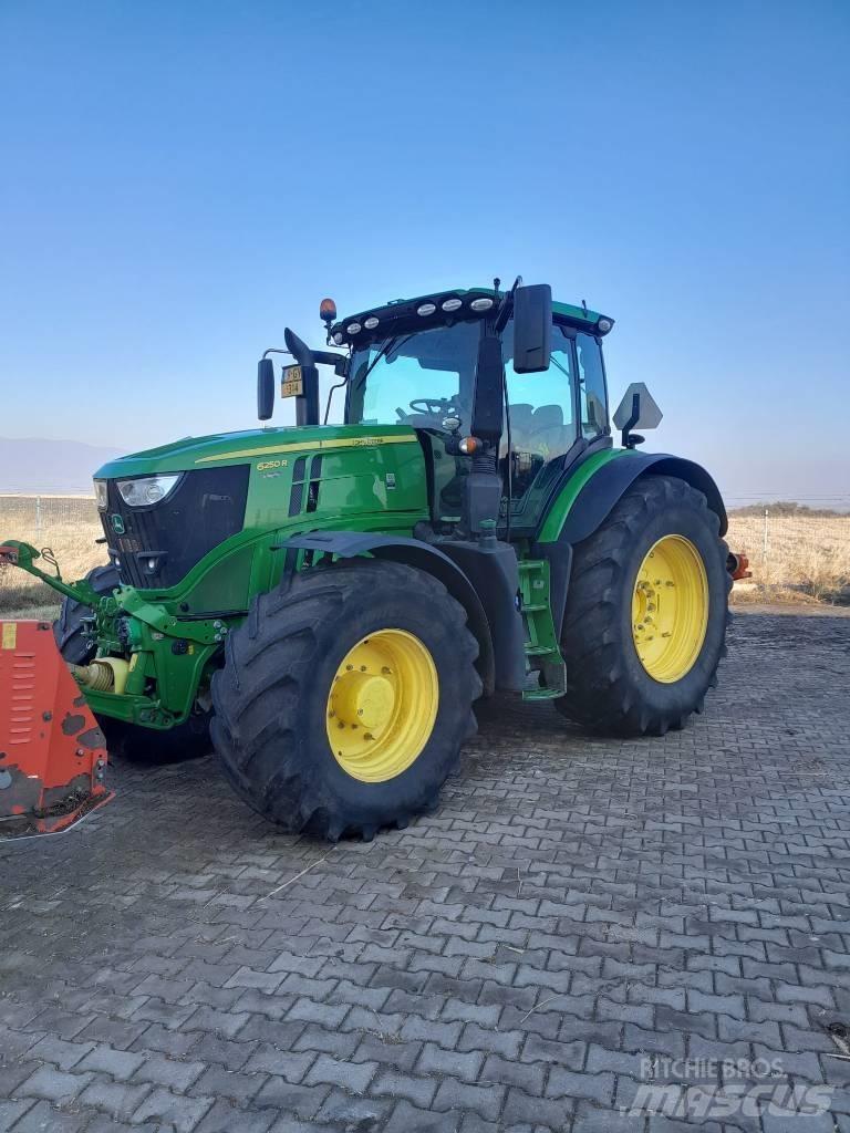 John Deere 6250R Ciągniki rolnicze