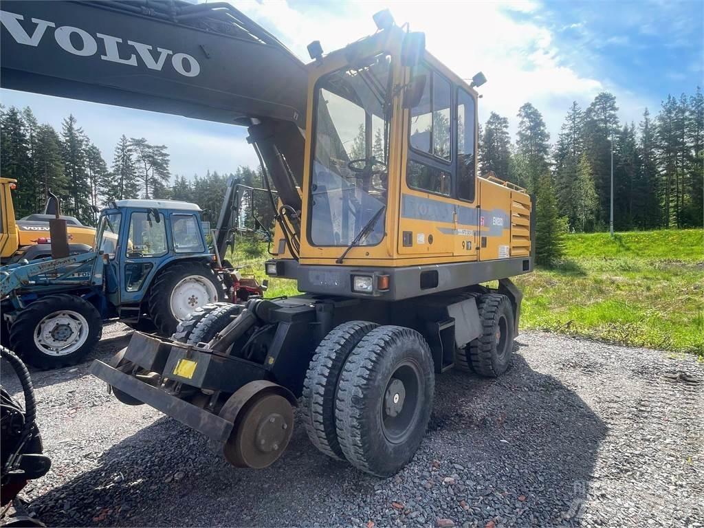 Volvo EW 200 4x4 Koparki kołowe