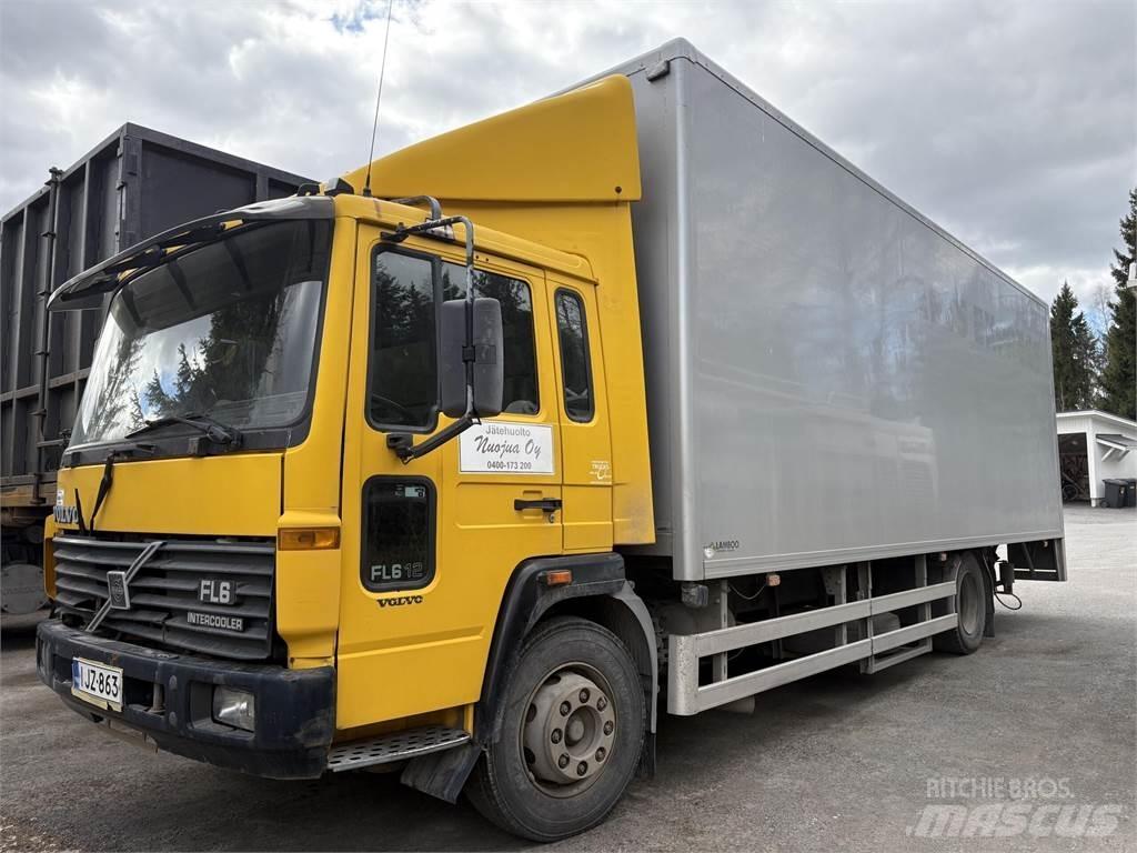 Volvo FL612 Samochody ciężarowe ze skrzynią zamkniętą