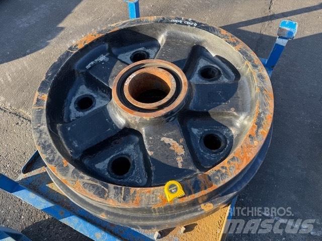 CAT 6020 NEW IDLER Gąsienice, łańcuchy i podwozia