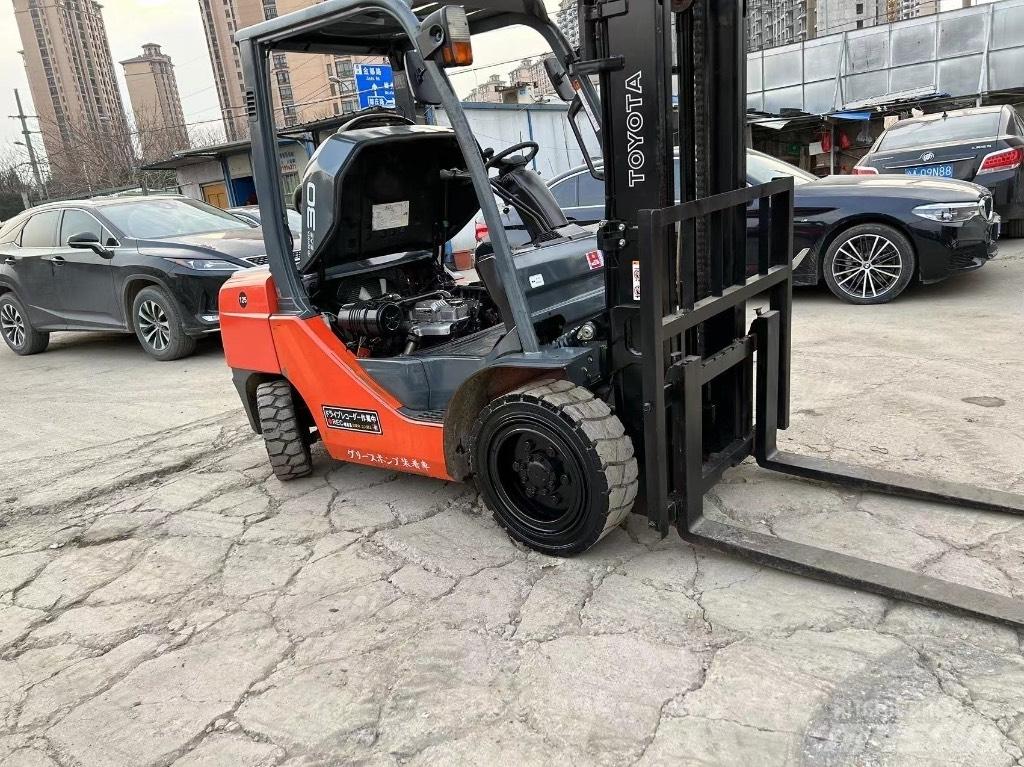 Toyota Toyota8F FD30 Wózki Diesla