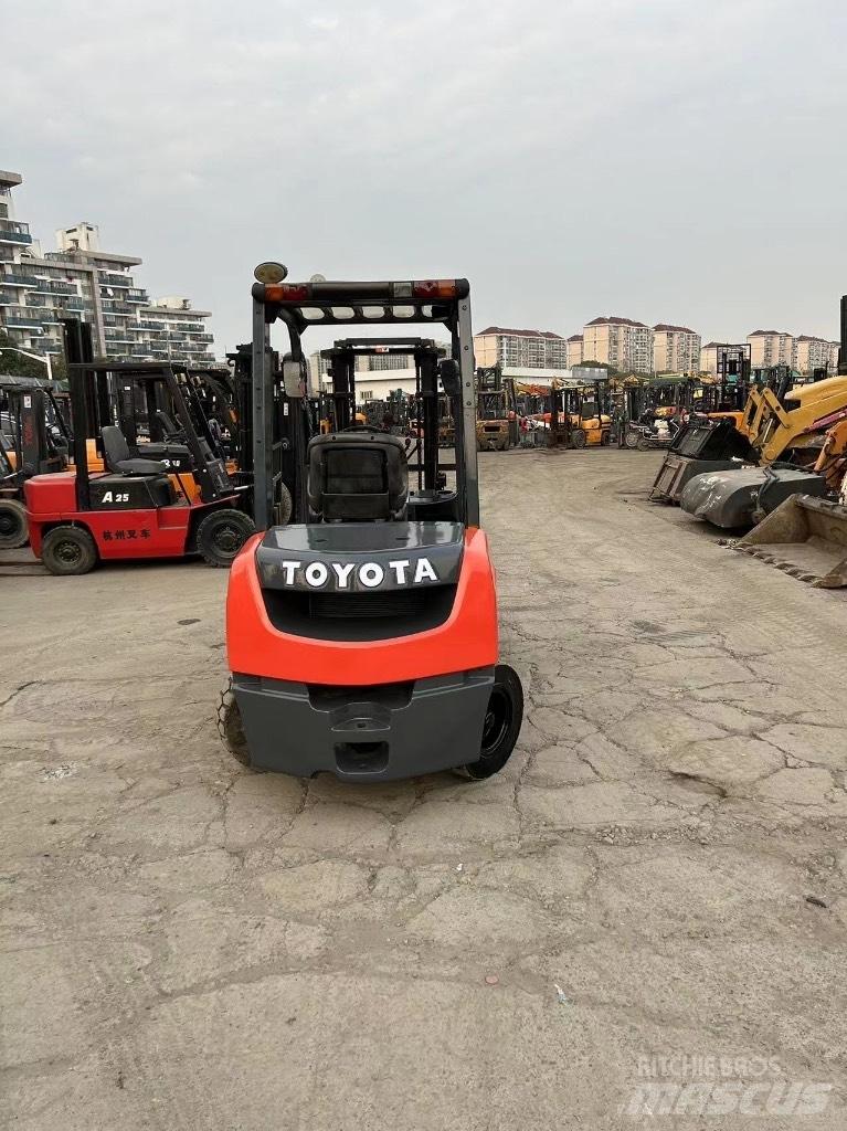 Toyota Toyota8F FD30 Wózki Diesla