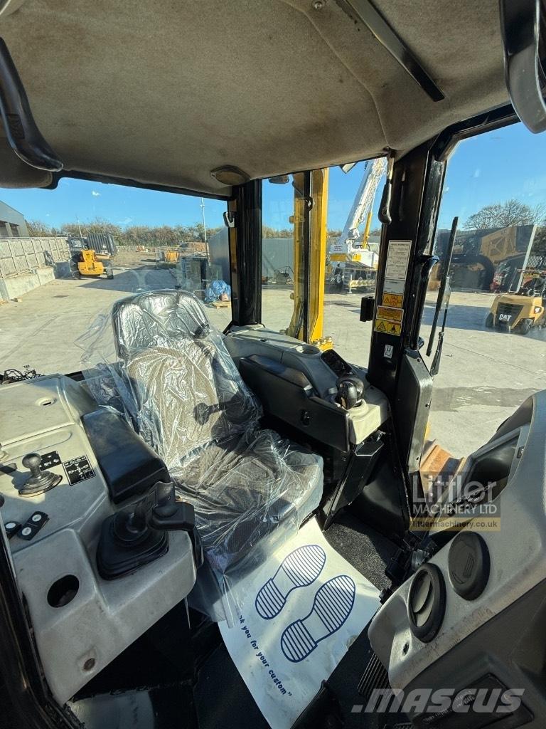 CAT D 6 N LGP Spycharki gąsienicowe