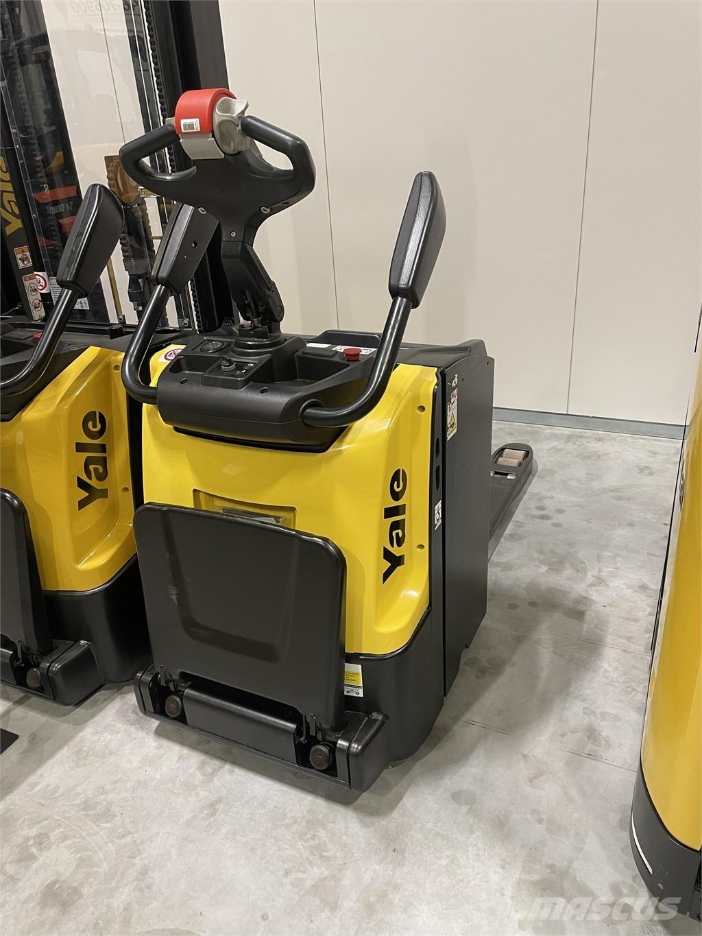 Hyster P2,5S Wózki widłowe unoszące z platformą dla operatora