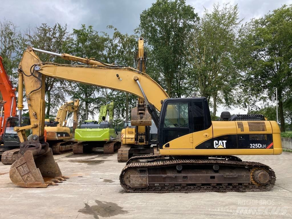 CAT 325 D Koparki gąsienicowe
