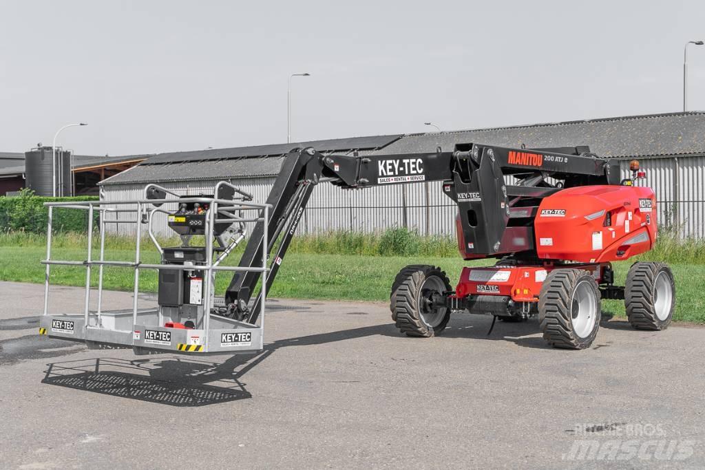 Manitou 200 ATJ e Podnośniki przegubowe