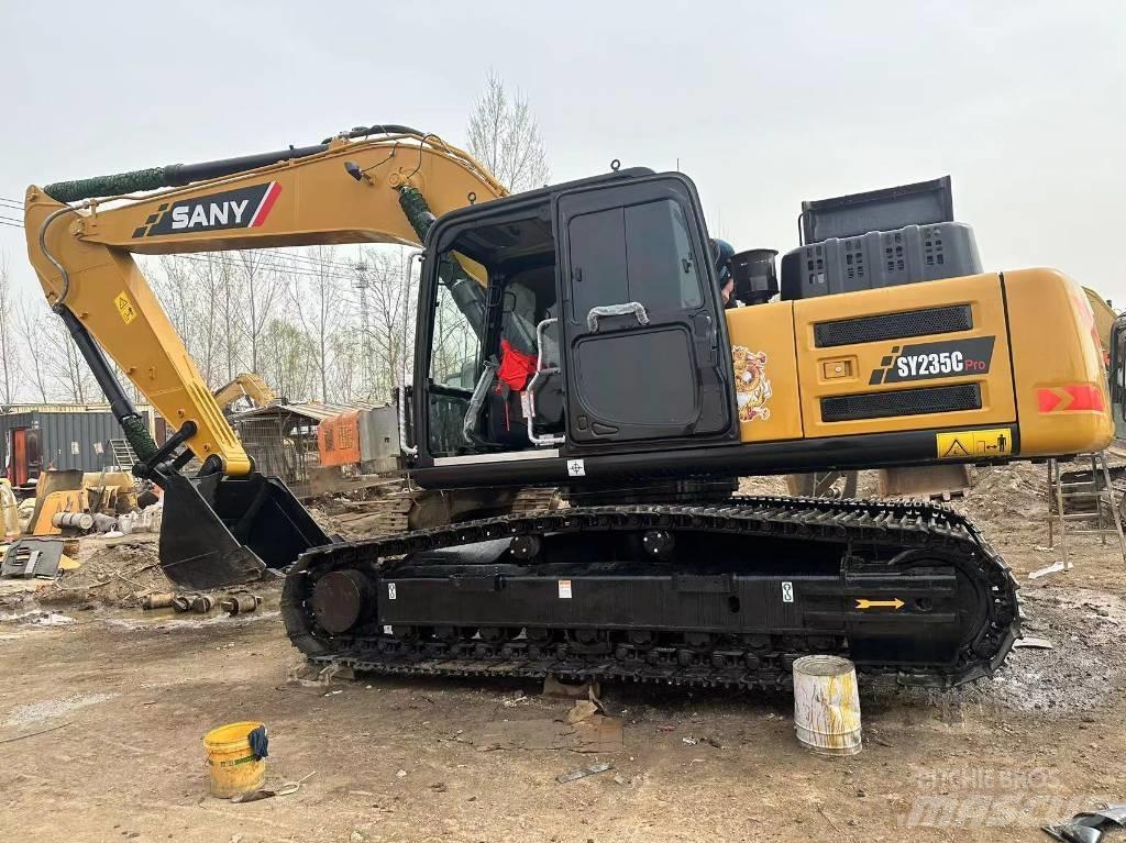 Sany SY 235 C Koparki gąsienicowe