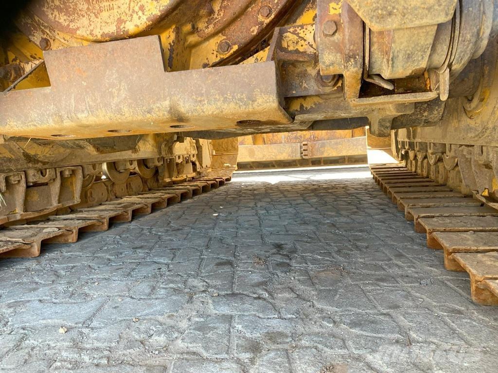 CAT D6T XW NVT Spycharki gąsienicowe