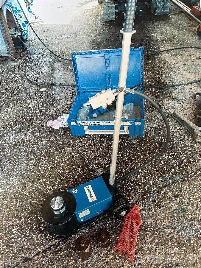  Berner YAK 215/P Magazynowanie - Inne