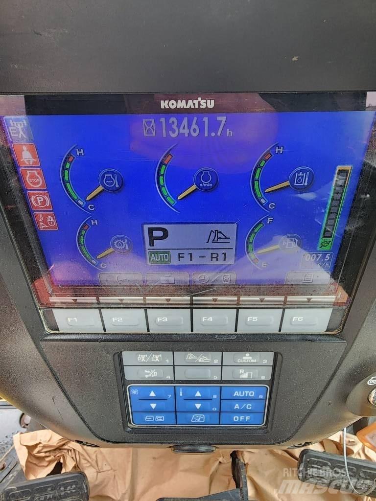 Komatsu D 65 PX-17 Spycharki gąsienicowe