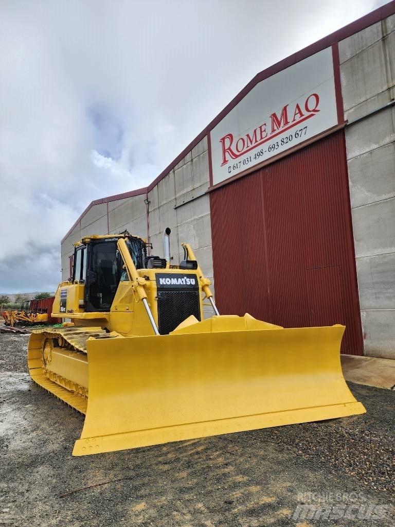 Komatsu D 65 PX-17 Spycharki gąsienicowe