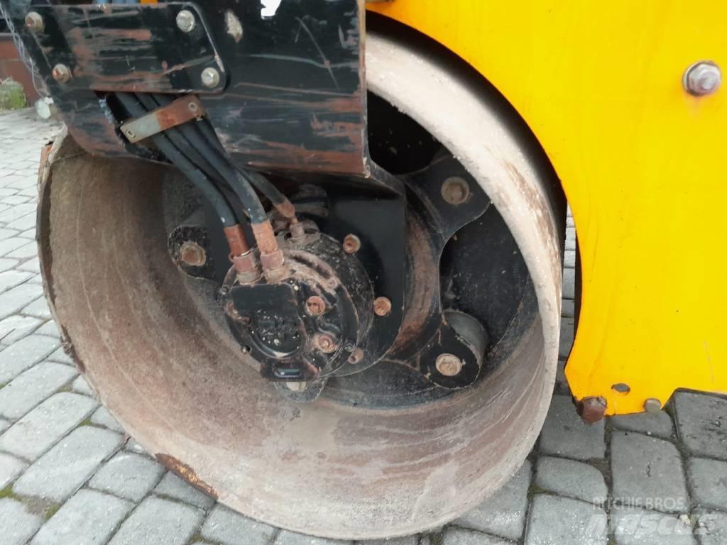 JCB VMT 260-120 Walce dwubębnowe