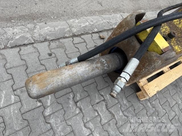 Soosan 121 Breaker Młoty hydrauliczne