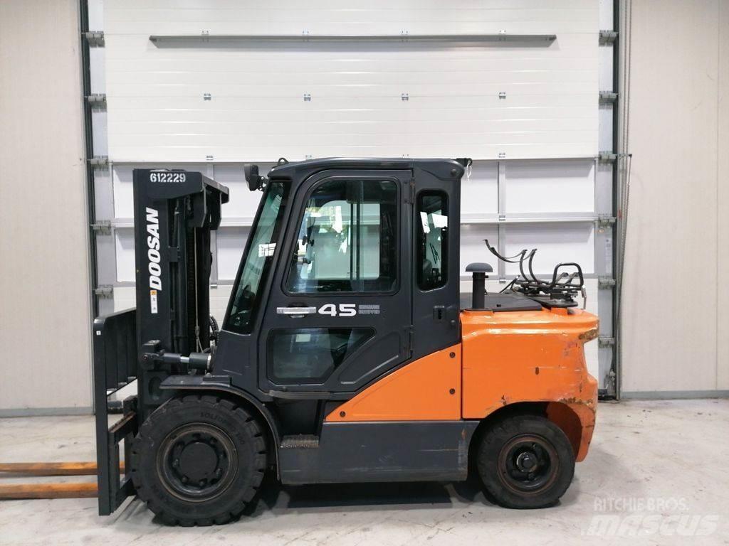 Doosan G45SC-7 Wózki LPG