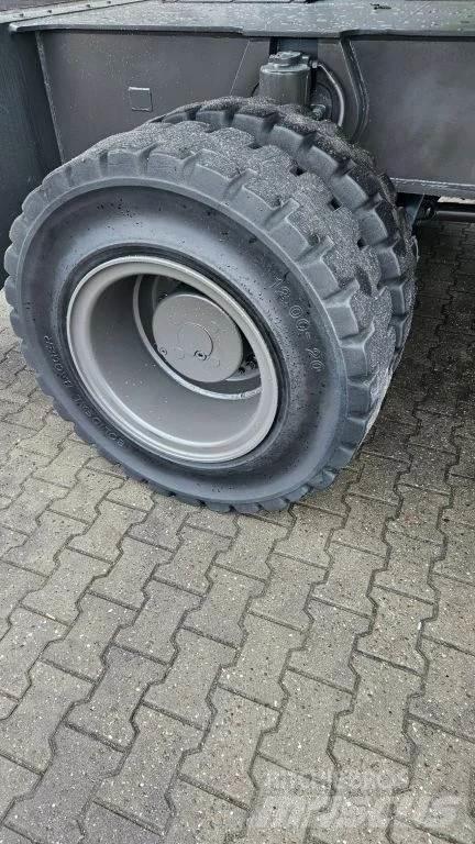 Sennebogen 835MD Koparki przeładunkowe