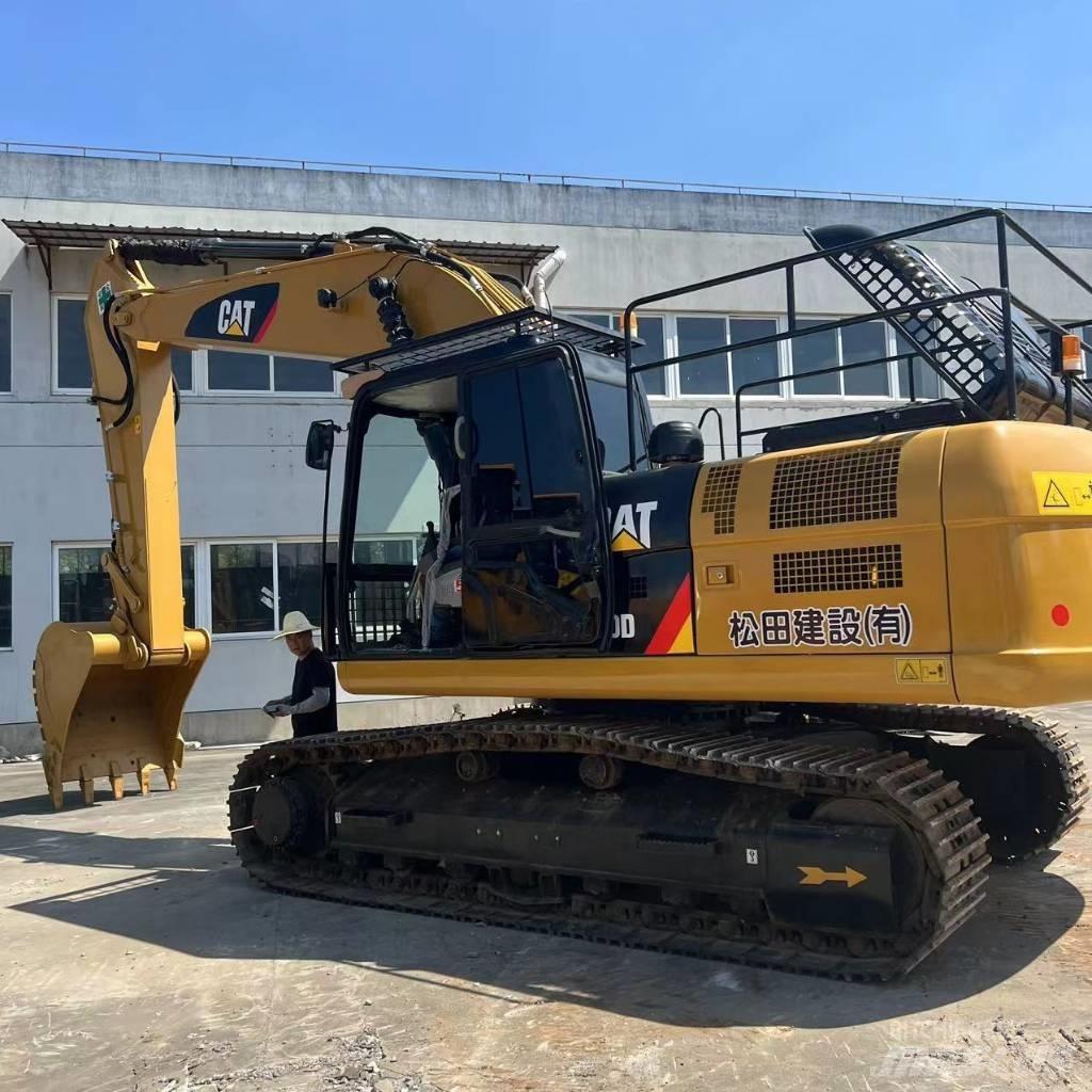 CAT 330 D Koparki gąsienicowe