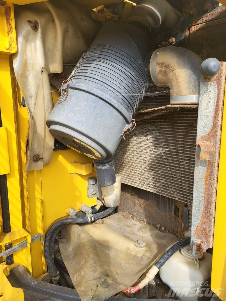 Komatsu PC138US-8 Koparki gąsienicowe