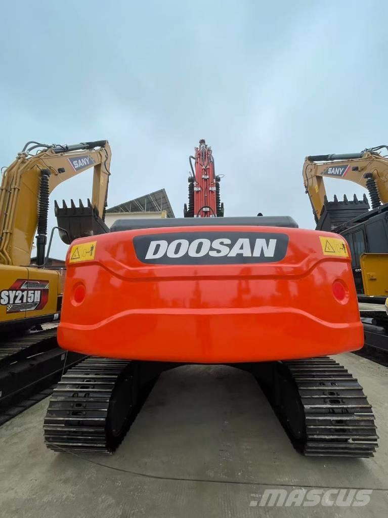 Doosan DX 225 LC Koparki gąsienicowe