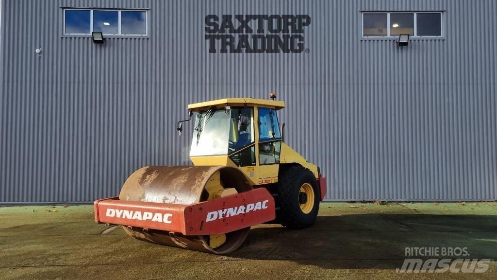 Dynapac CA302D, Vält Walce jednobębnowe