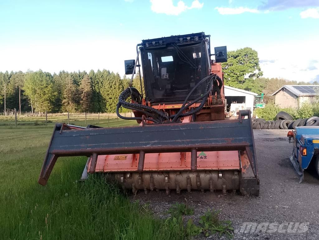 Prime Tech P 475 Traktory leśne