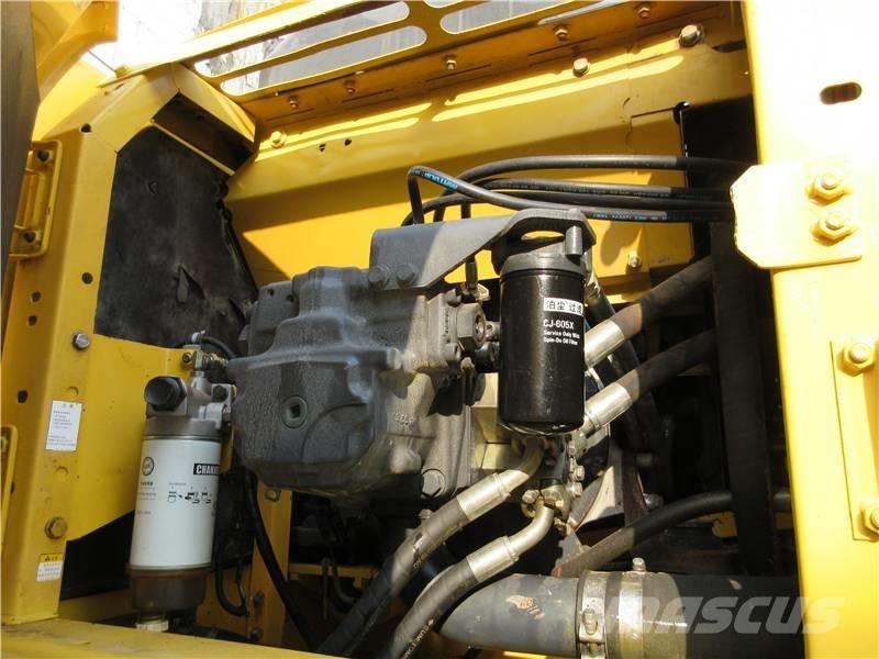 Komatsu PC 220 Koparki gąsienicowe