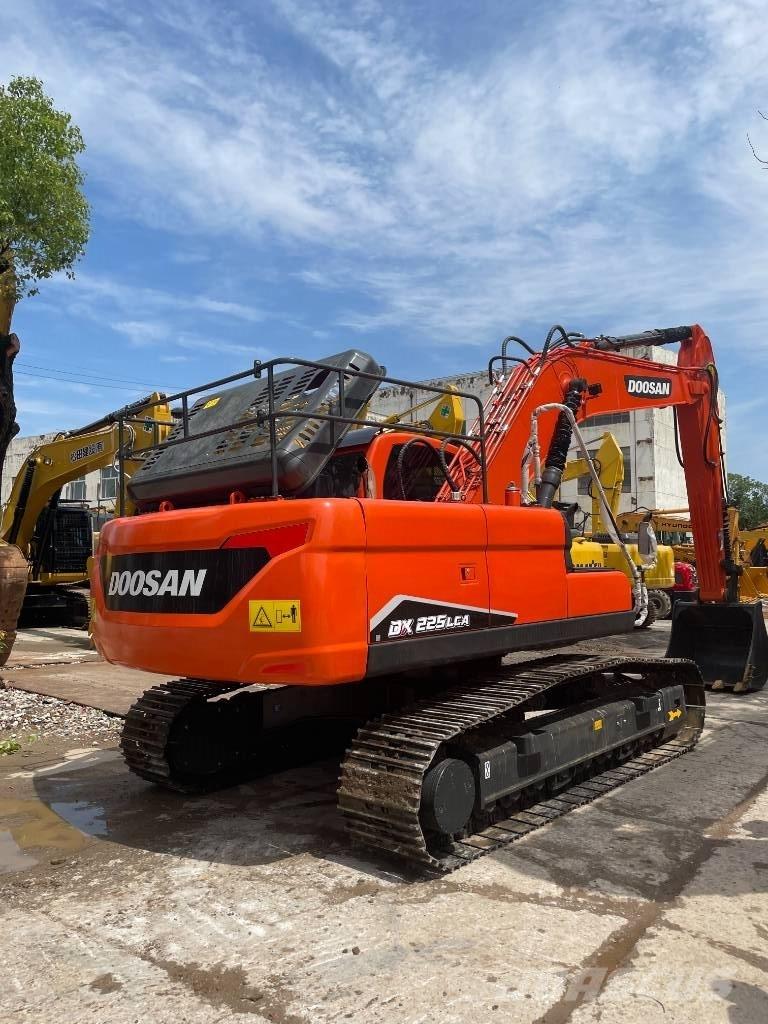 Doosan DX 225 Midikoparki  7t - 12t
